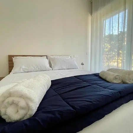 Appartamento Bivio, Como, Italy *